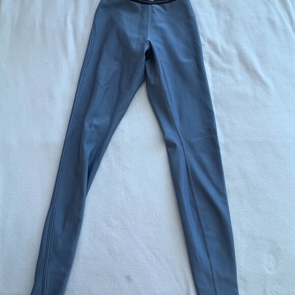 Alo Yoga Suit Up Leggings- Steel 28" - Picture 2 of 2